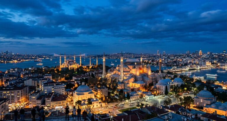 Connaissances du Monde Istanbul